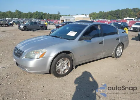 2002 Nissan Altima 2.5 S z USA, uszkodzony, nr VIN 1N4AL11DX2C252283